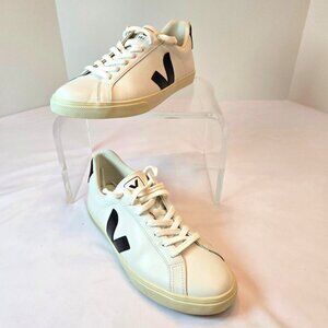 VEJA Esplar Leather Sneakers Sz: W (9) M (7)  Black & White